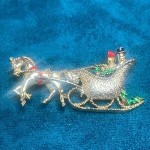 Gerry’s Christmas Sleigh Brooch Pin